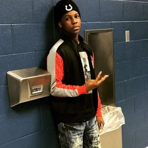 Meet your Posher, Jayvon